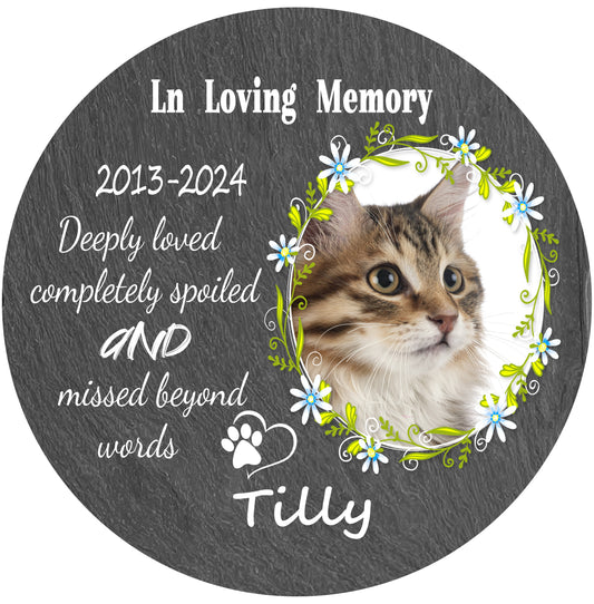 Perfectails White Daisy Pet Memorial Plaques - Round Wreath Design Custom Photo Cat/Dog Plaque | Pet Sympathy Gift