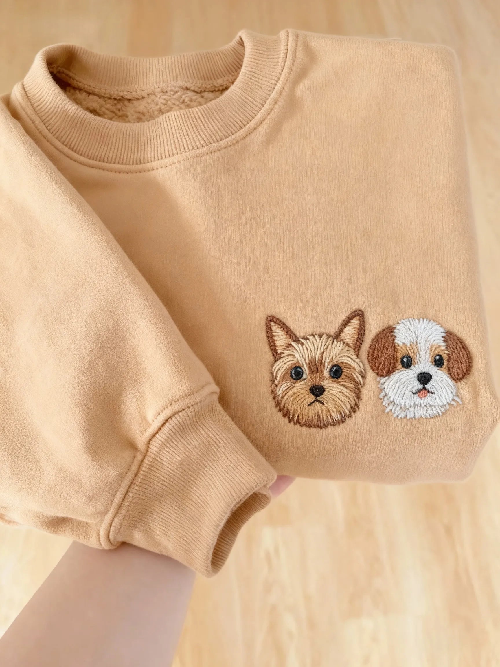 Custom embroidered pet portrait T-shirts/hoodies/sweatshirts