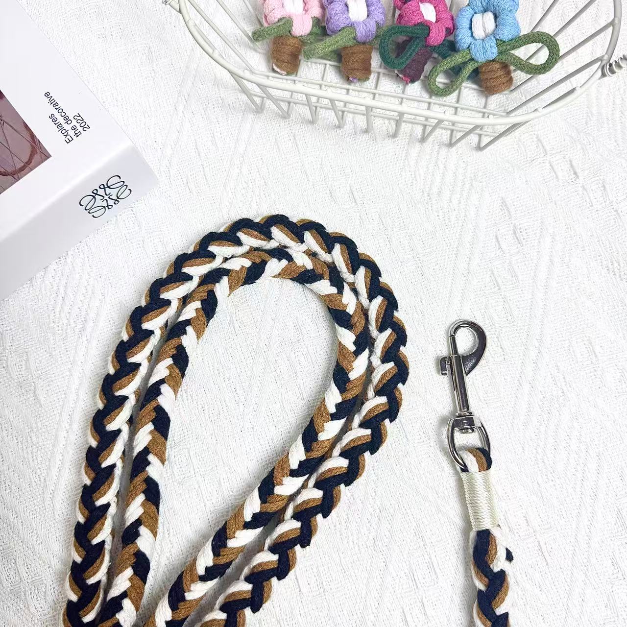 Black & Brown | 9-Flower Handwoven Decorative Dog Leash