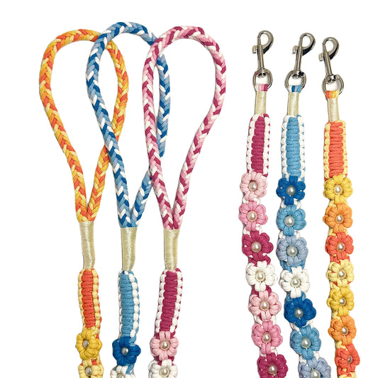 Flower Field | 25-Flower Handwoven Decorative Dog Leash