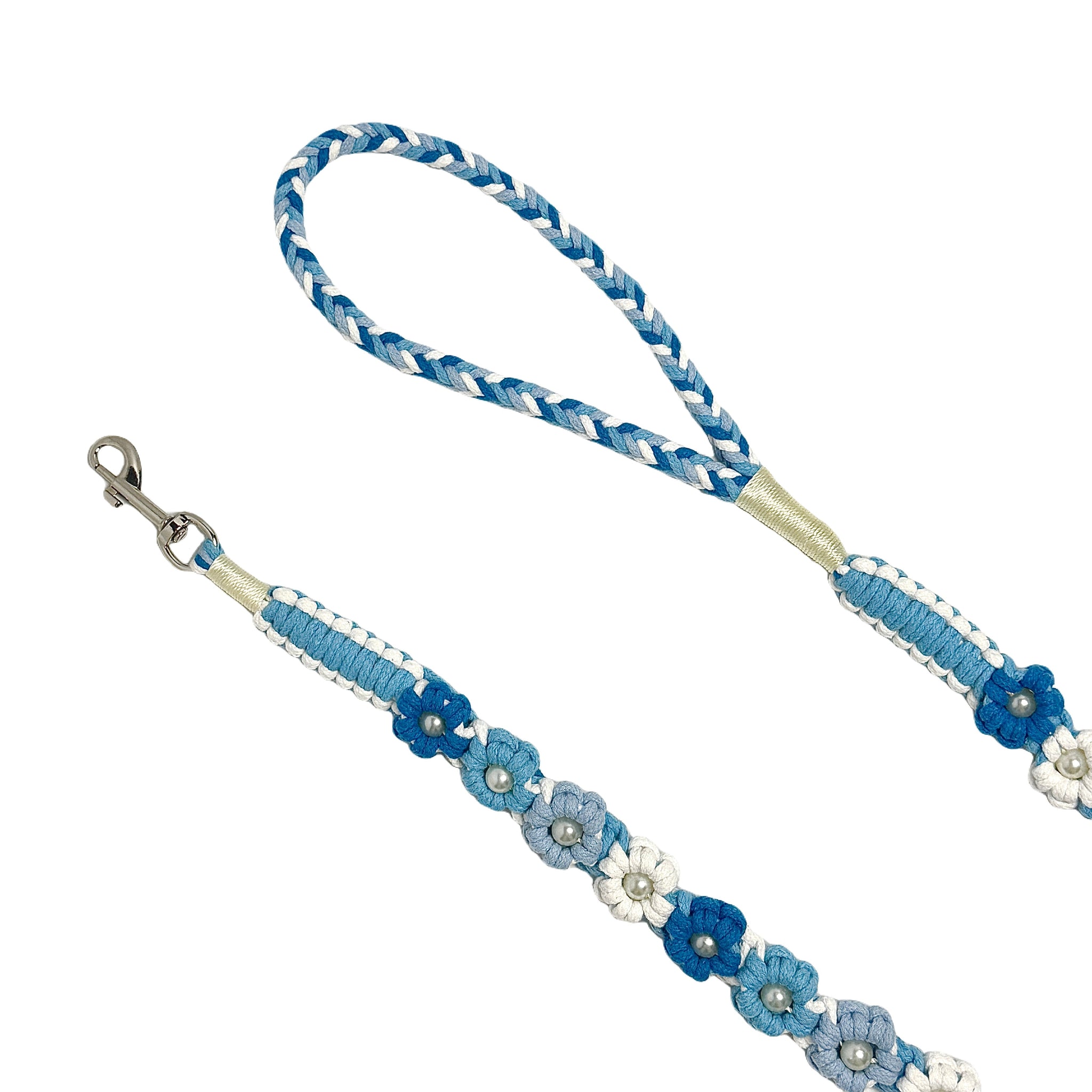 Azure Drift Ombre | 25-Flower Handwoven Decorative Dog Leash